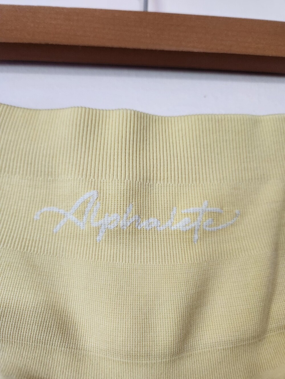 Alphalete Amplify Seamless Ombre Scrunch Bum Leggings Yellow Orange Size Medium - Picture 5 of 9